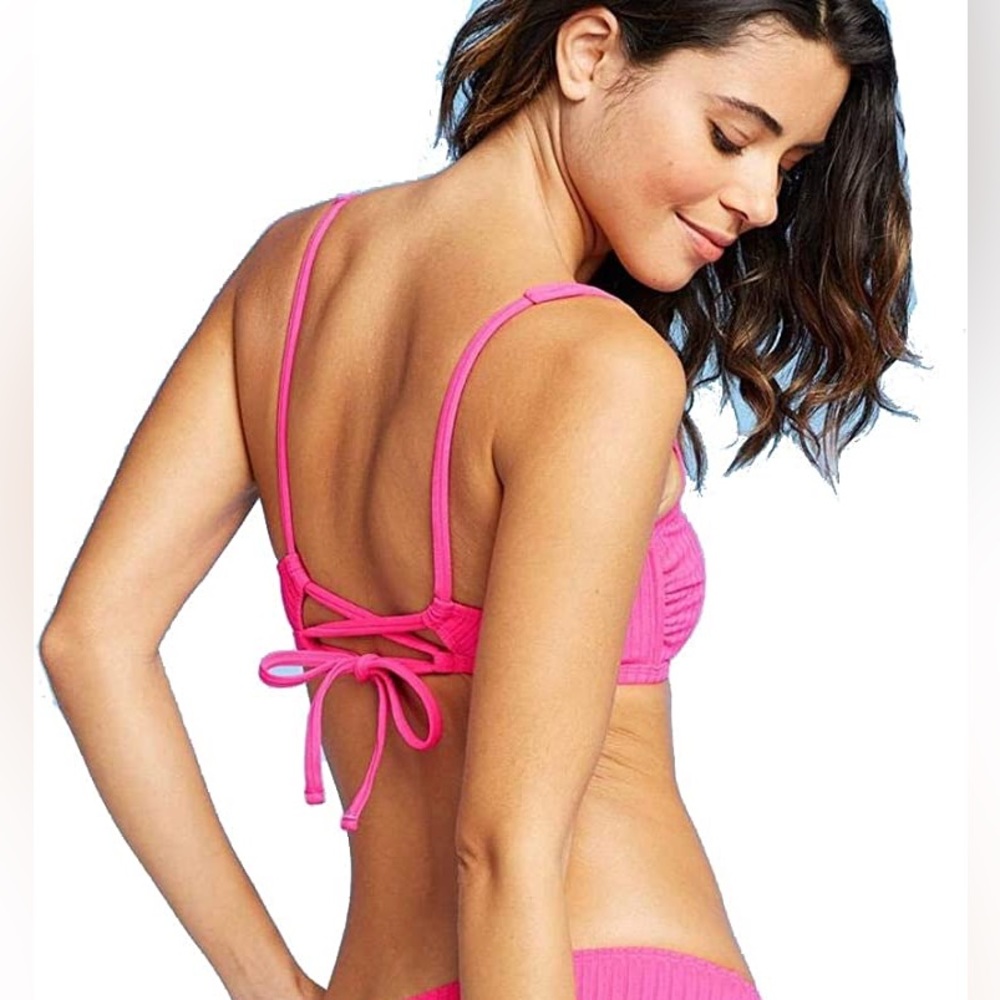 🍓$5 Pick!🍓 Xhilaration Ribbed Cut Out Bikini Top